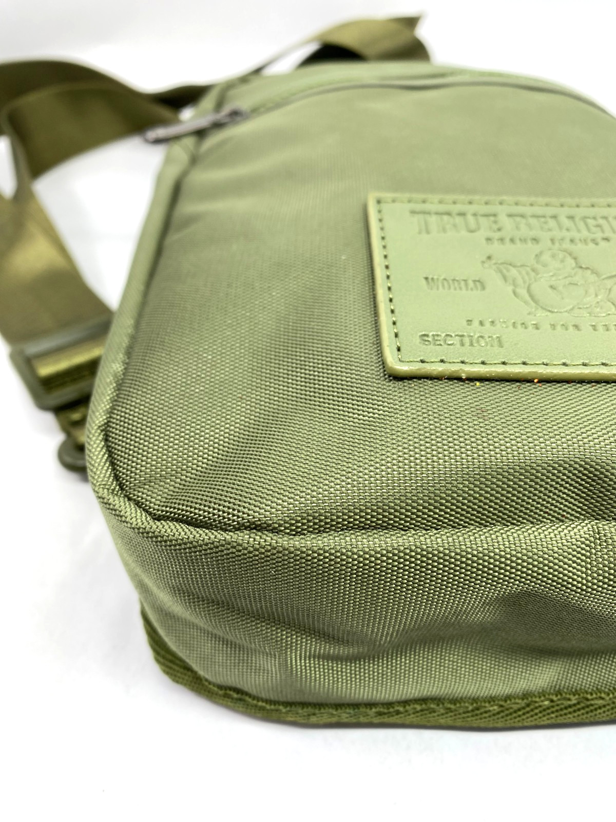 True Religion Yeta 2.0 Men’s Crossbody Bag Sling Bag Buddha Patch Olive