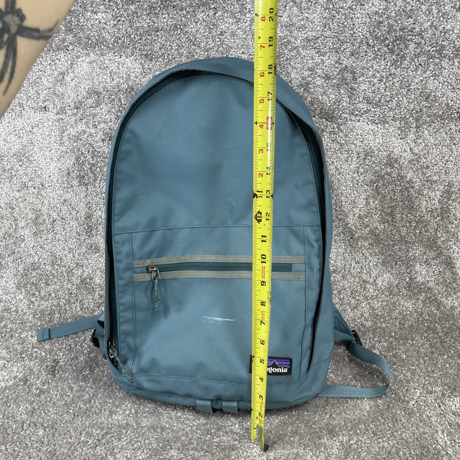 Patagonia Backpack Mens Arbor Daypack 20L Tasmanian Teal Outer Zipper Pockets