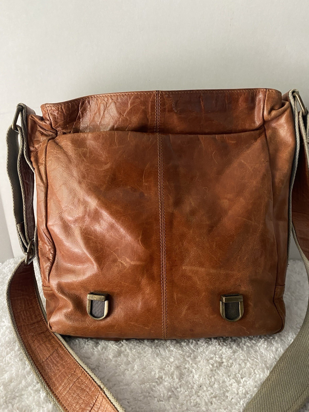 Fossil Vintage Leather Messenger Shoulder Crossbody Bag Brown Distressed