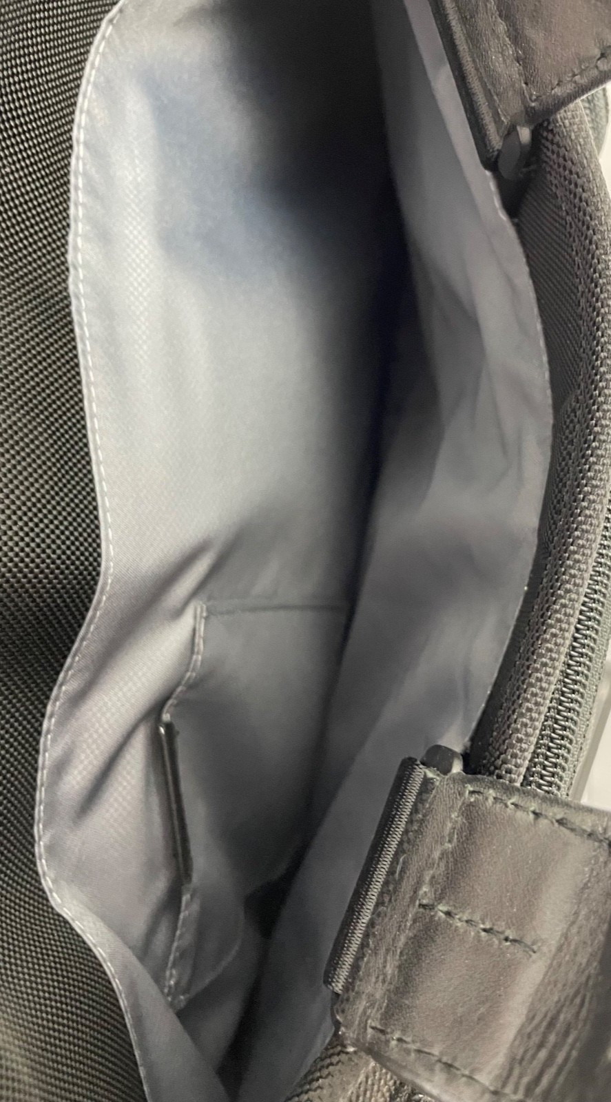 Tumi Alpha 2 Expandable Laptop Briefcase 26114DH With Strap