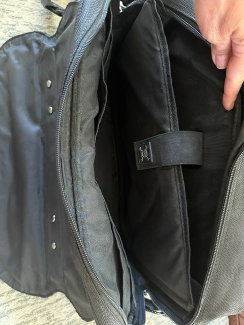 Vintage Oakley Laptop Messenger Bag Black Computer Briefcase Shoulder Travel Bag