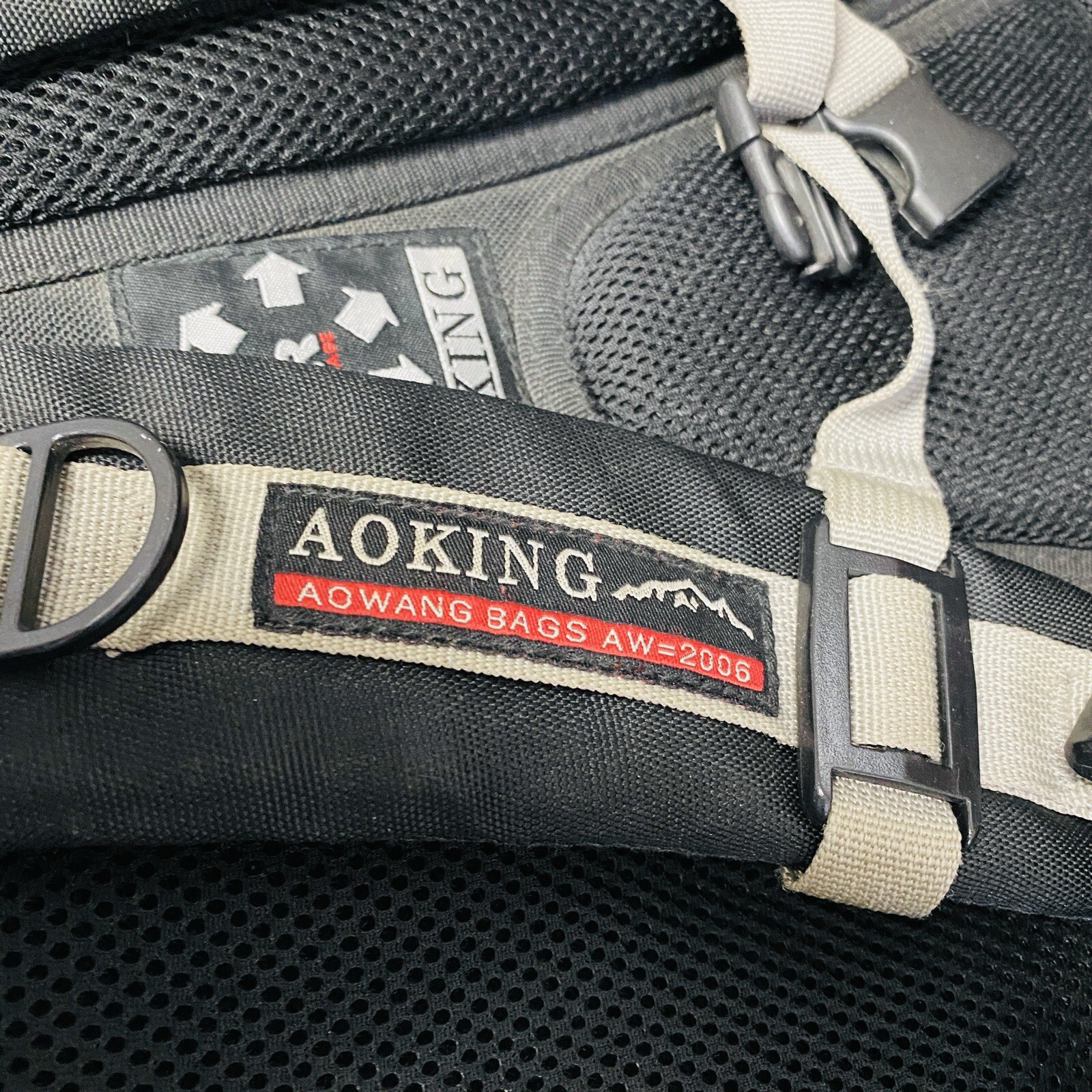 AOKING AOWING LARGE Backpack ( See pic )