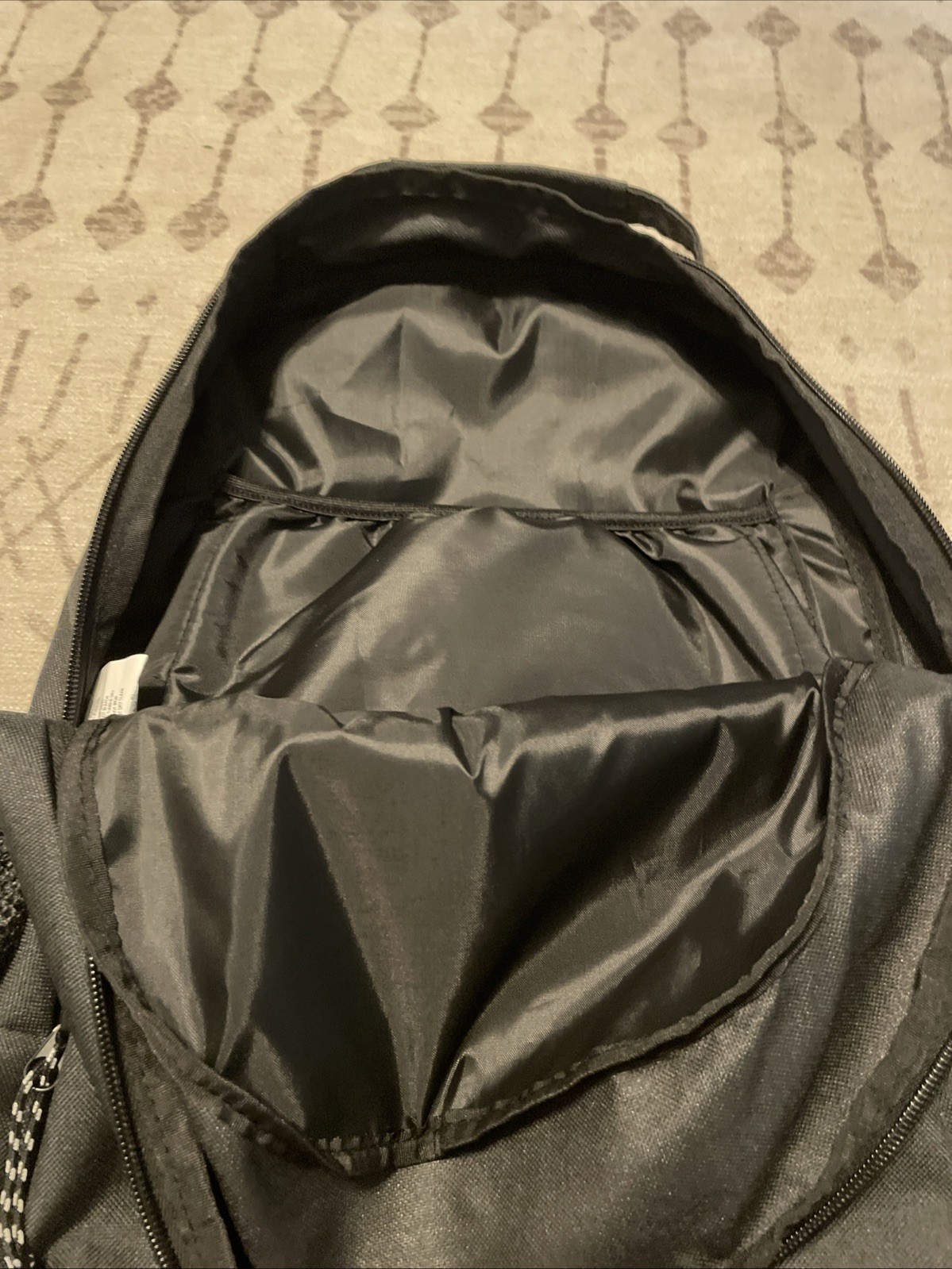 O’Neill Instinct Backpack, Black With 2 side mesh water bottle pockets