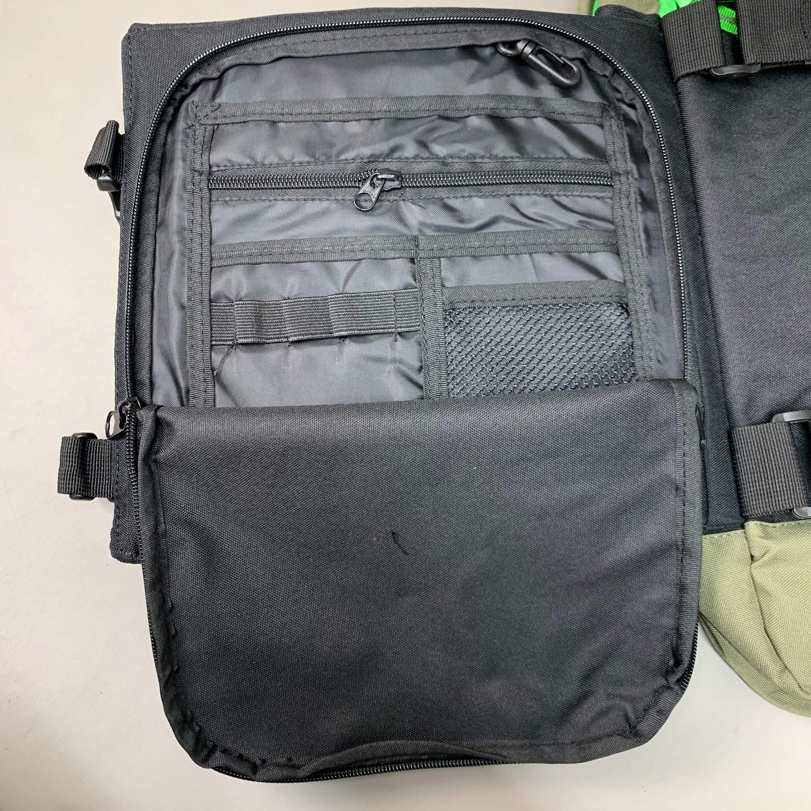 SKULLCANDY Heavy Duty Backpack 18″ x 12″ Green/Black SKDY1153