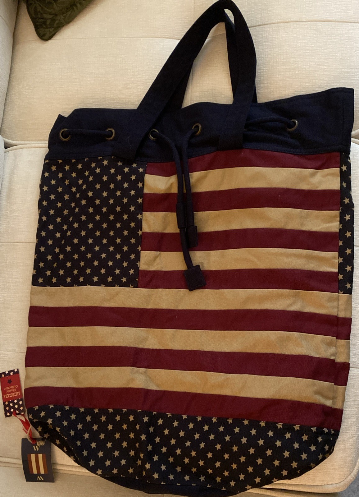 AMERICAN FLAG 4th Of July Style Canvas DUFFLE BAG By WOVEN MAGIC NEW RARE