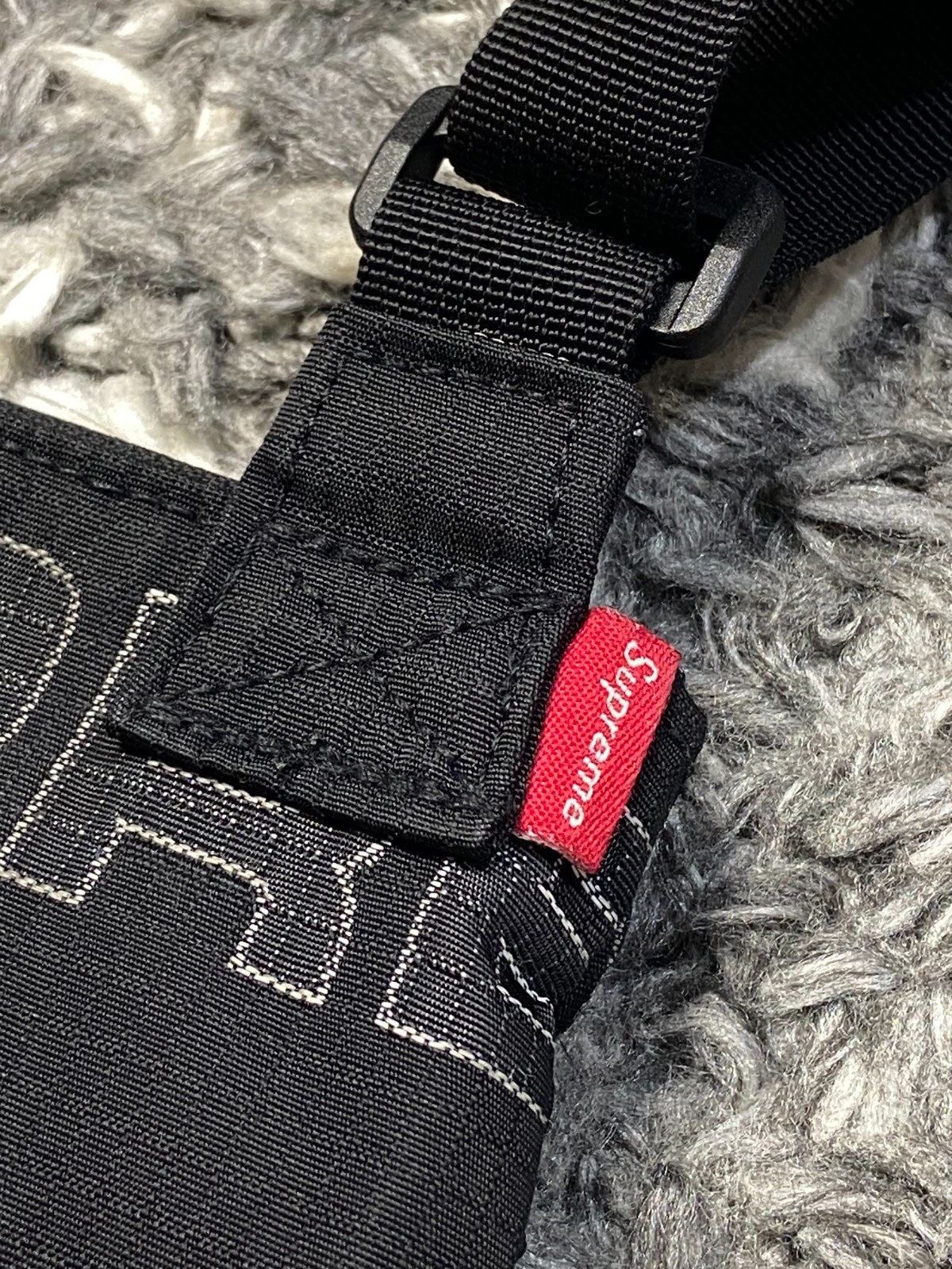 Supreme Side Bag FW21 Perfect condition!