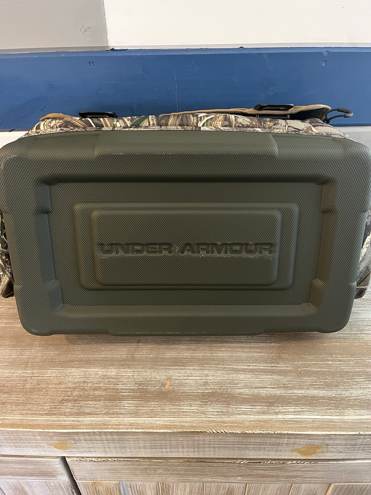 Under Armour Realtree Camo Utility Duffle Weekender Bag 18 x 10 x 10 Rare SAMPLE