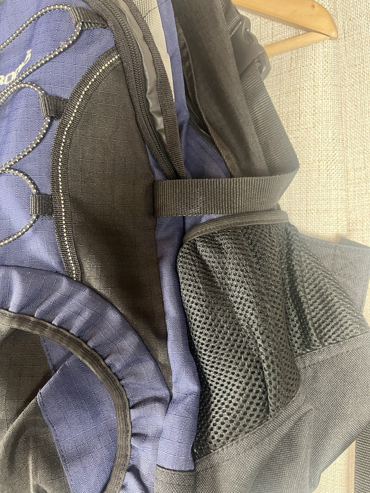 BROOKS Canvas Backpack Blue Black Bag Cycle Commute School Travel Run Hiking