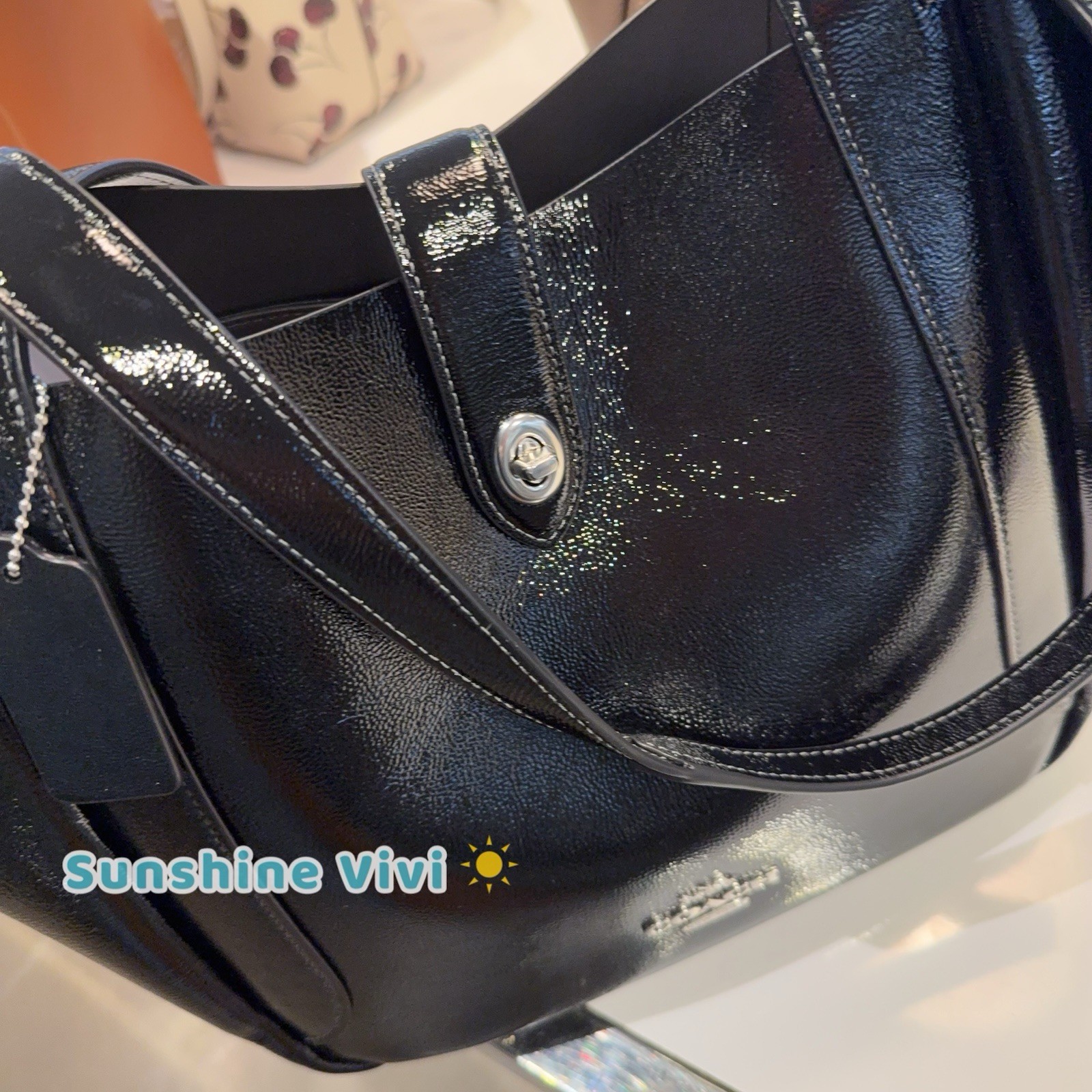 NWT Coach Hadley Turnlock Tote Shoulder Bag Black CCF05 Crinkle patent leather