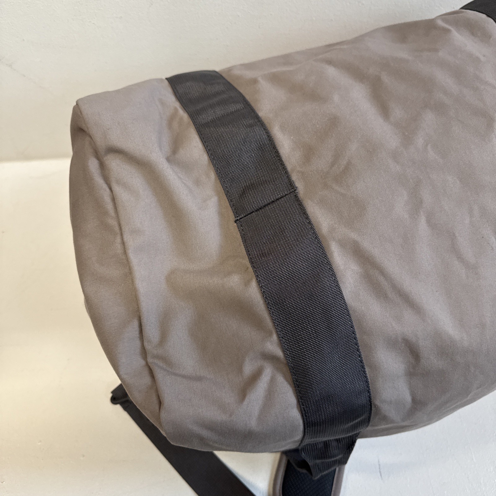 Cotopaxi Canvas Duffle Bag Converts To Backpack Gray Brand Logo On End ~21x11x11