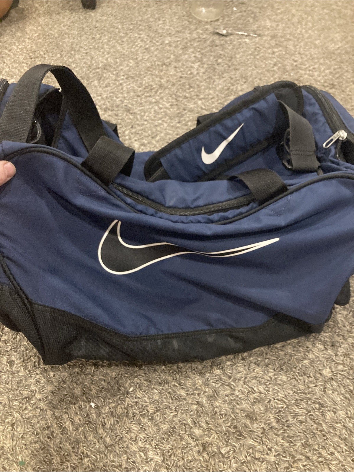 Nike Gym Duffle Training Travel Bag Navy Blue Excellent Condition