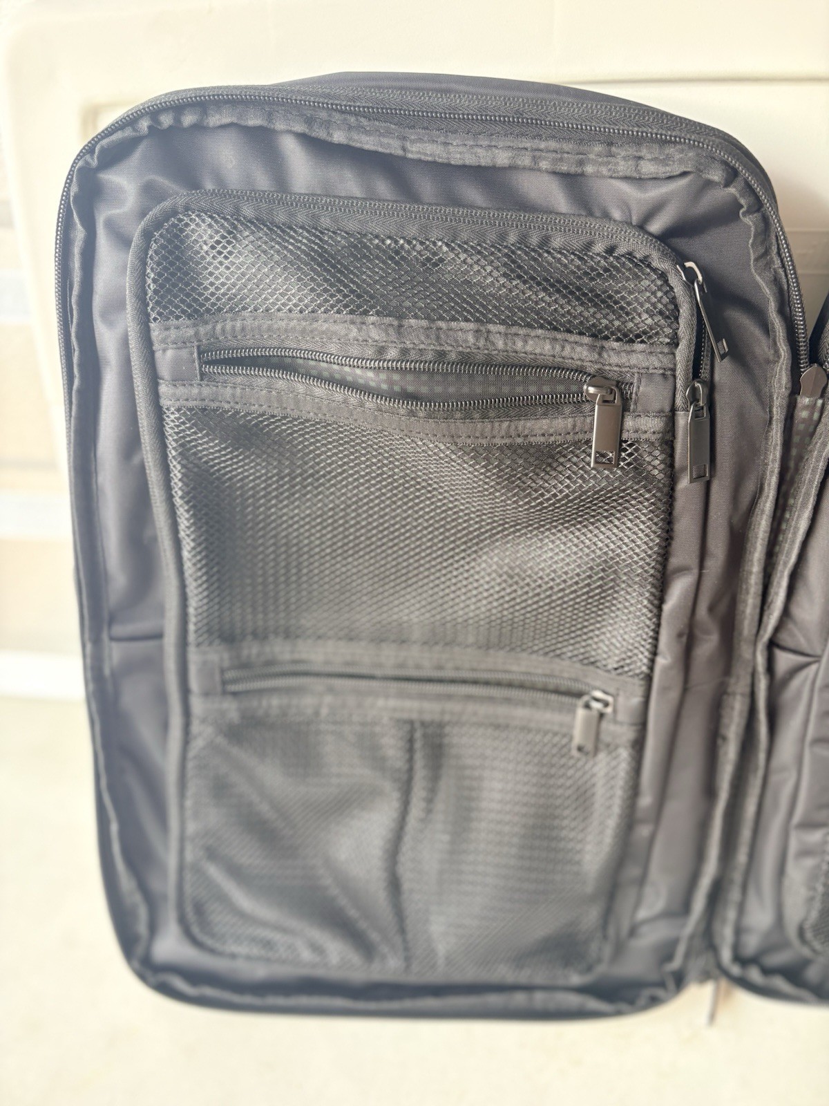 Duchamp London Getaway Expandable Travel Backpack Suitcase Black Carry-On