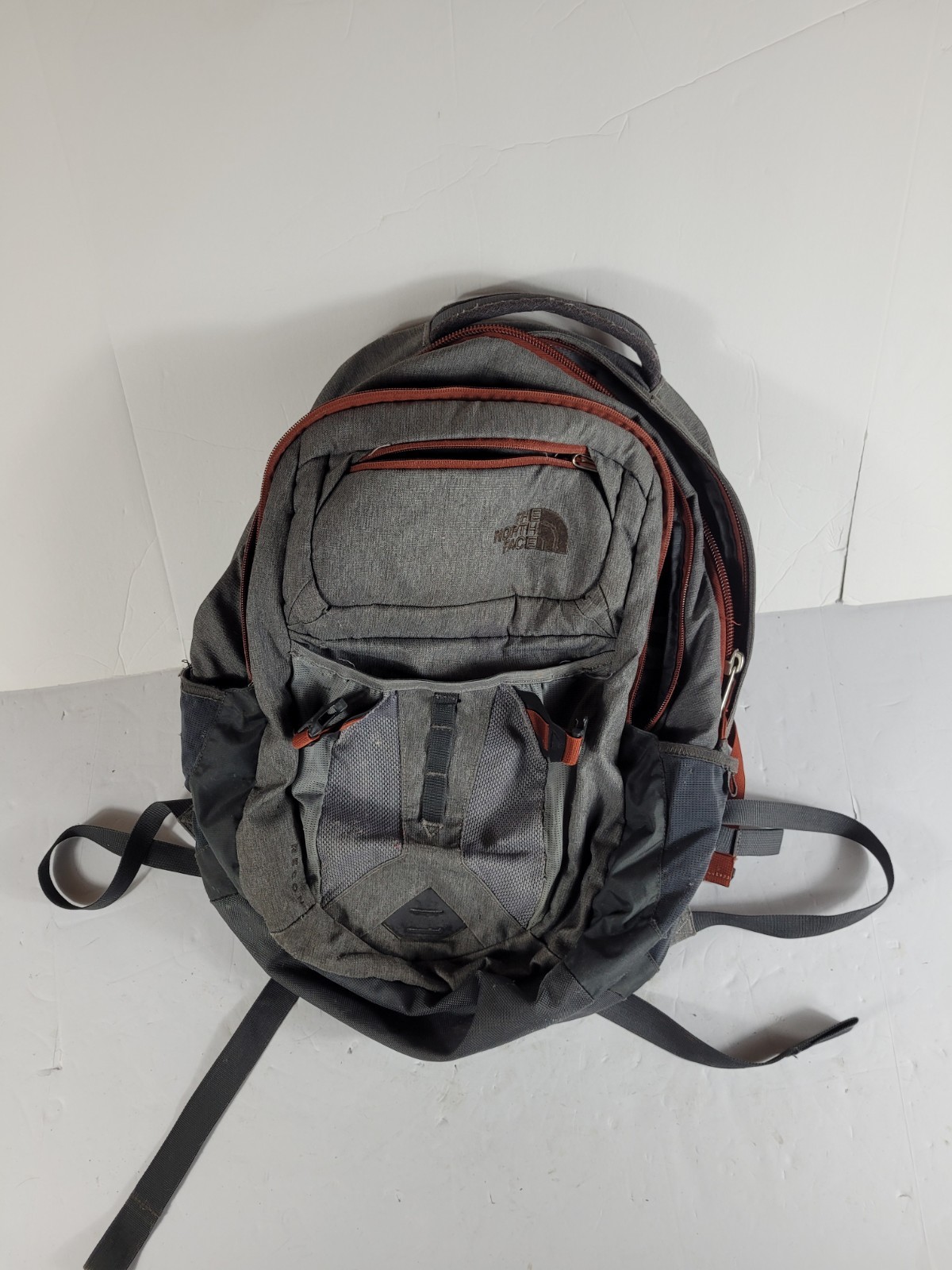The North Face Recon FlexVent Men’s Backpack Medium Size Pre-Owned Ships Free