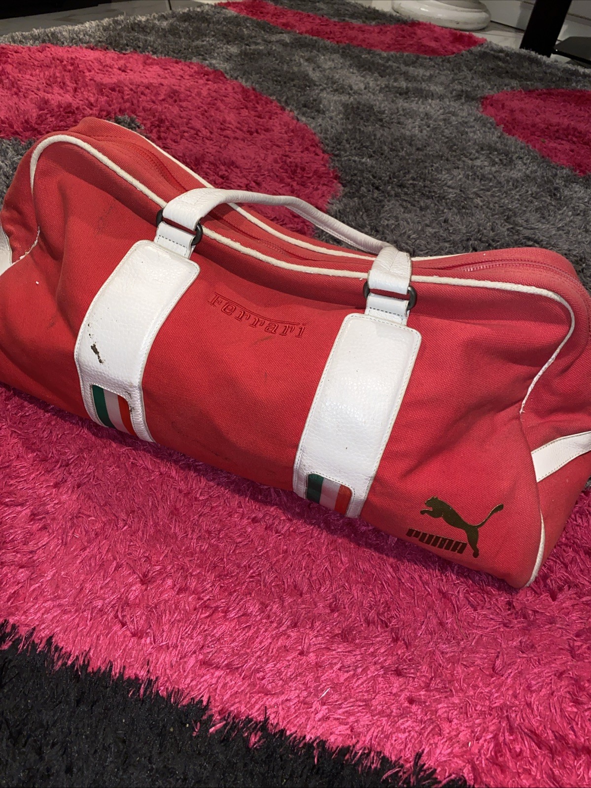Authentic PUMA x Scuderia Ferrari Duffle Gym Travel Beach Racing Bag Car