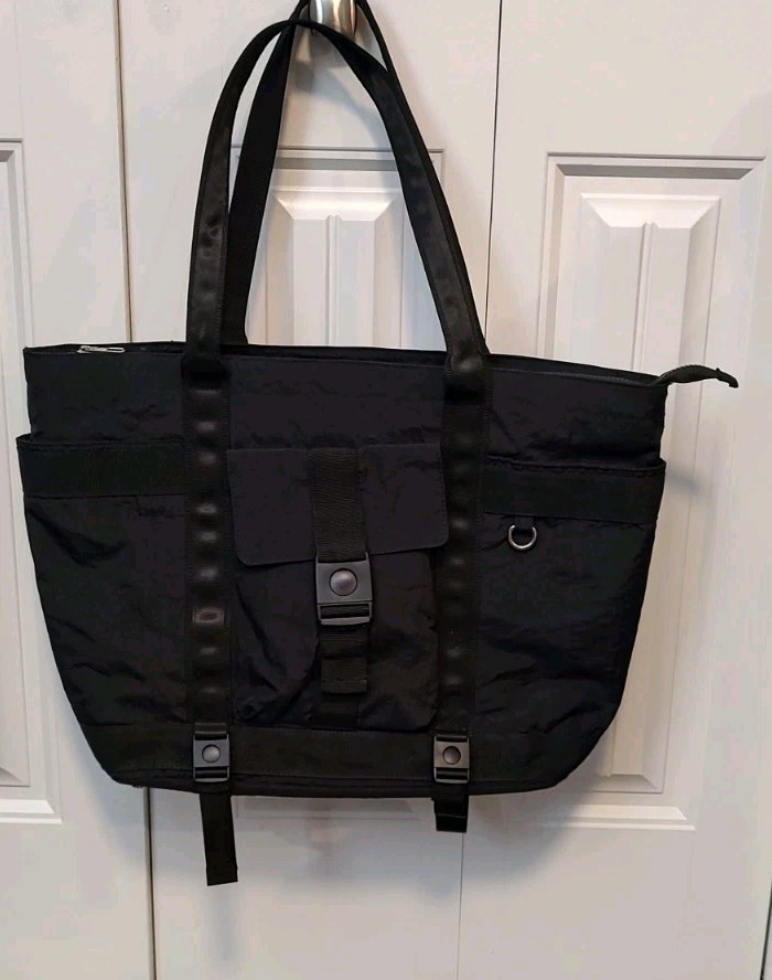 NWOT Tommy Bahama On-The-Go Weekender Tote Gym Bag