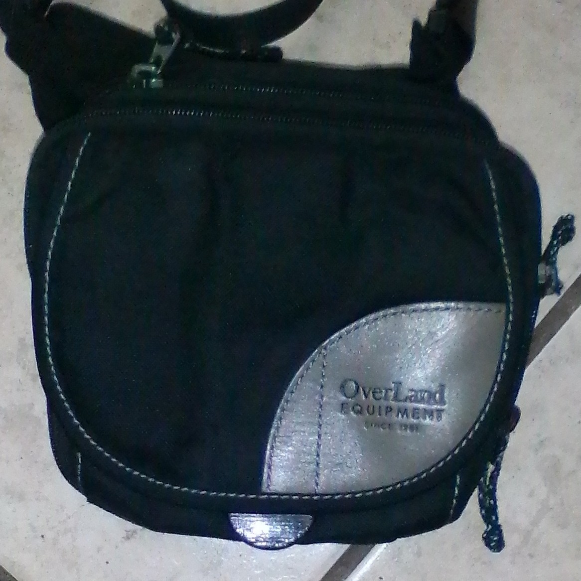 OverLand Equipment Men’s Small Black/Gray Crossbody Bag Zip/Buckle, Dividers