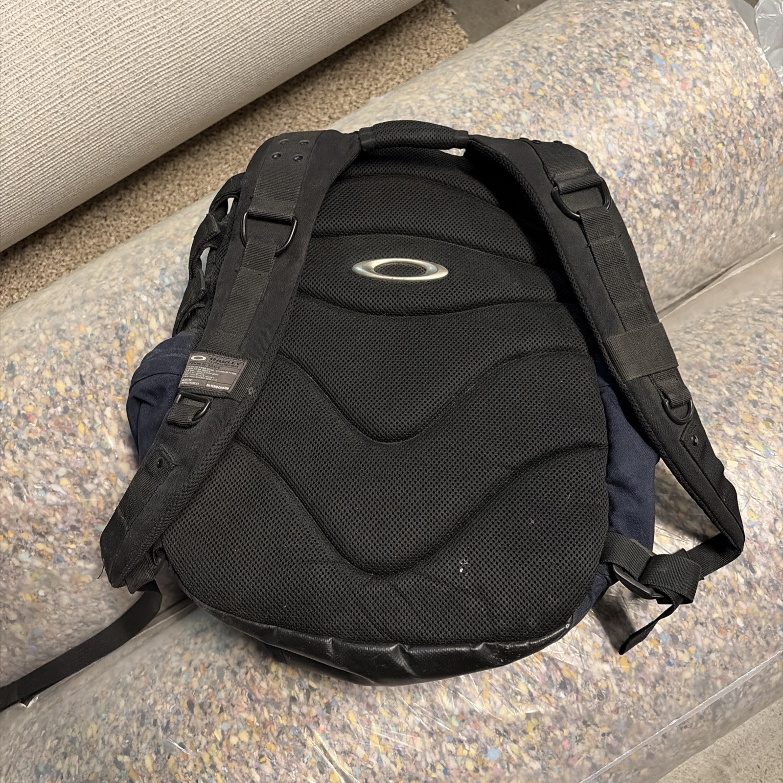 OAKLEY Icon 2.0 Tactical Backpack Red Tag Archive Black Blue Nylon Used Y2K