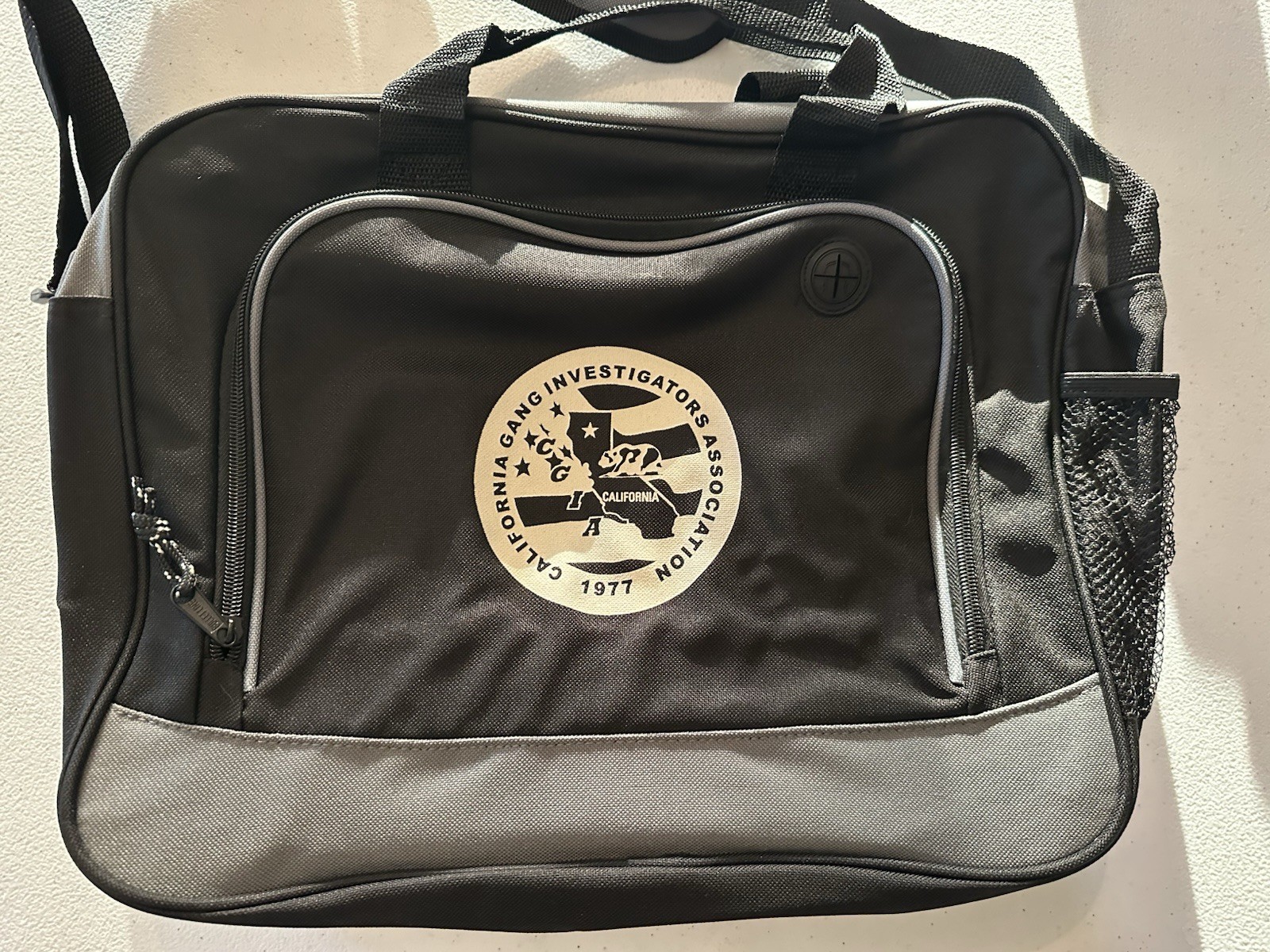 California Gang Inv Associate Messenger Bag Black Leeds Carryon Laptop Bag