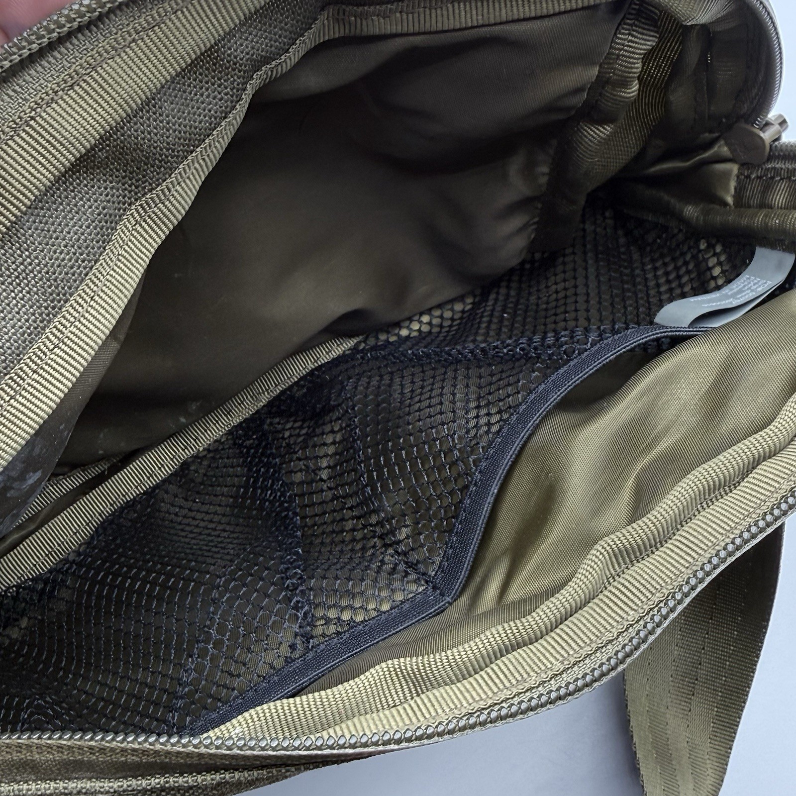 Chrome Industries Ziptop Olive Green Waist Pack Sling Bag Crossbody Fanny Pack