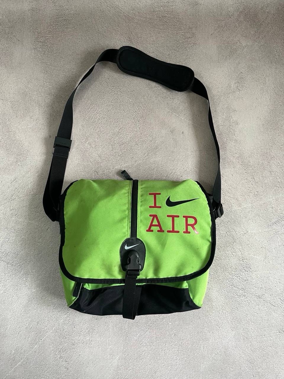 Nike Vintage 2000s Cordura Messenger Bag Green Y2K Bag Strap Sports
