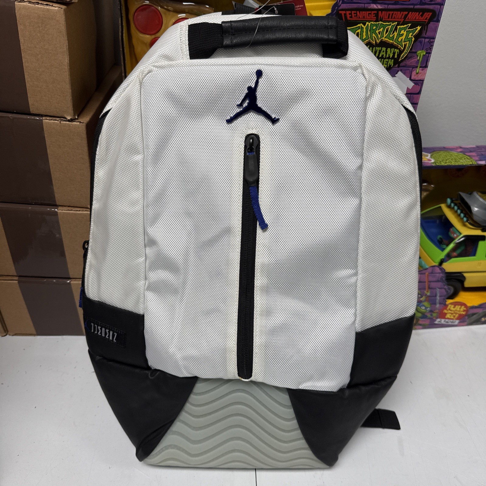 Nike Air Jordan 11 XI Retro Black True Blue Backpack Bookbag Bag 9a1971-637