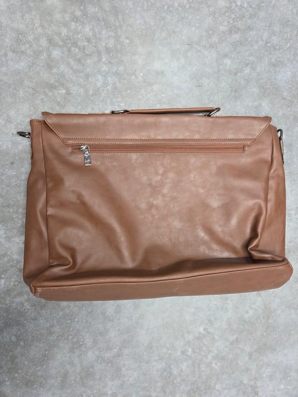Seyfocnia Men’s Tan Leather Messenger Bag Front Buckle Pockets Satchelbag