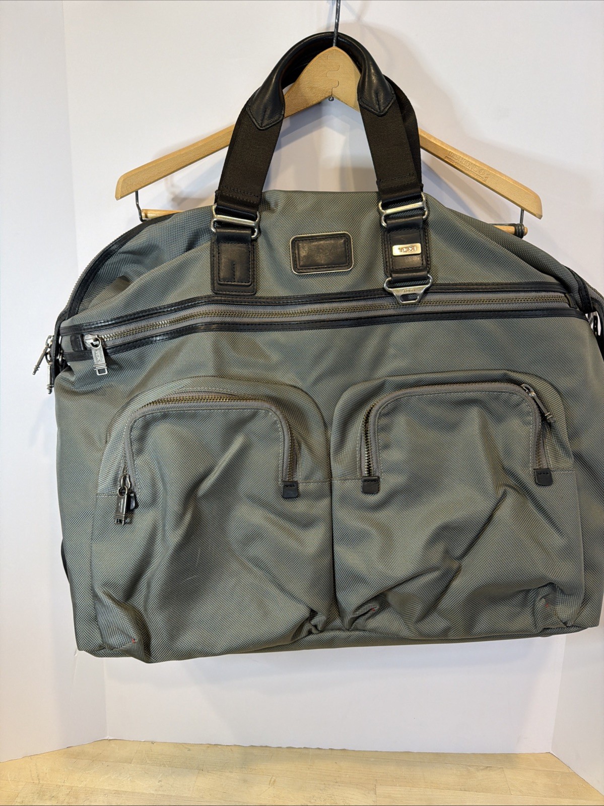Tumi Alpha Bravo Kessler Large Duffle Bag color Gray Ballistic Nylon – No Strap