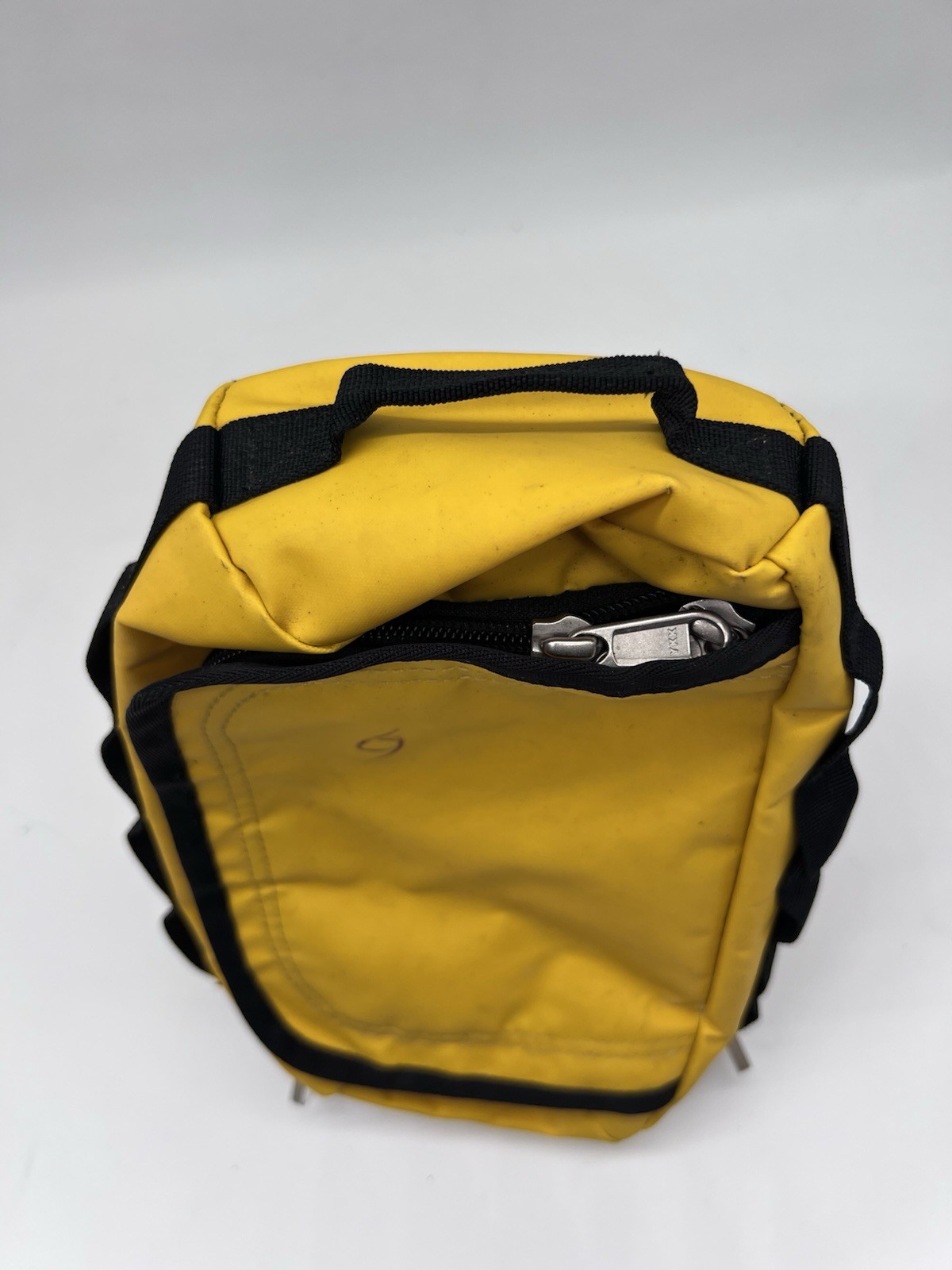 The North Face base camp toiletry bag, 9x7x2”, nylon yellow genuine
