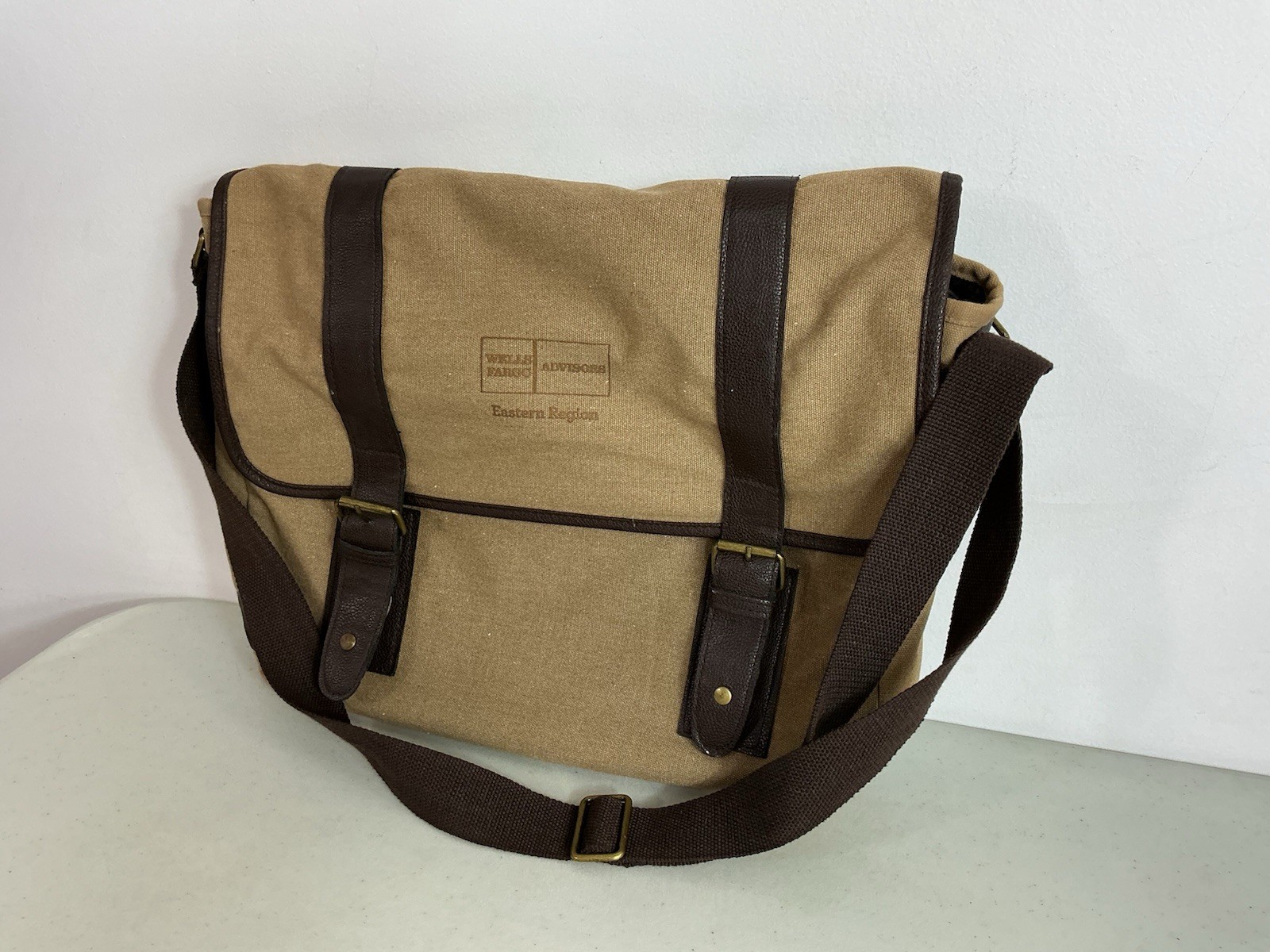 Wells Fargo Tan Canvas Brown Leather Messenger Bag Utility Crossbody