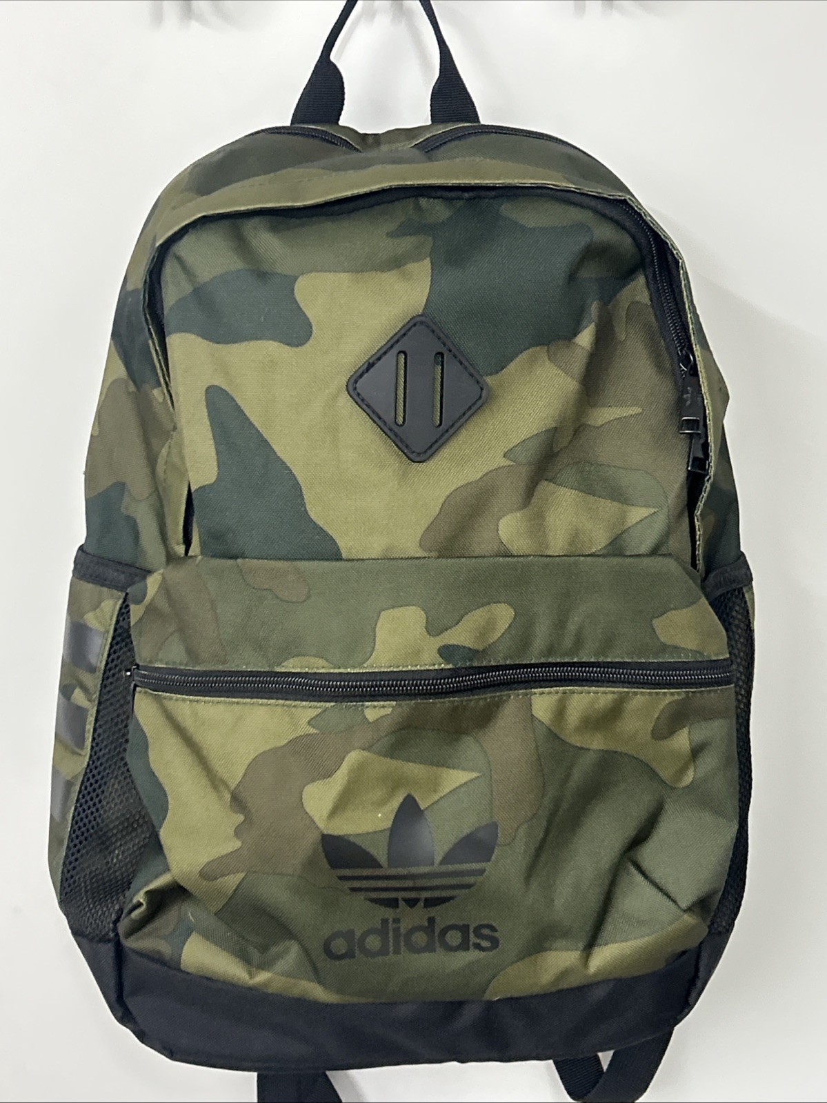 New With Tags Adidas Originals Men’s Boys Base School Backpack Army Green Camo