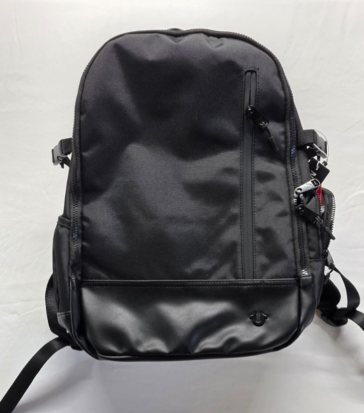 True Religion Commuter Back Pack Hemi. 23L 17″tallx11.5″widex7.25″deep. Black