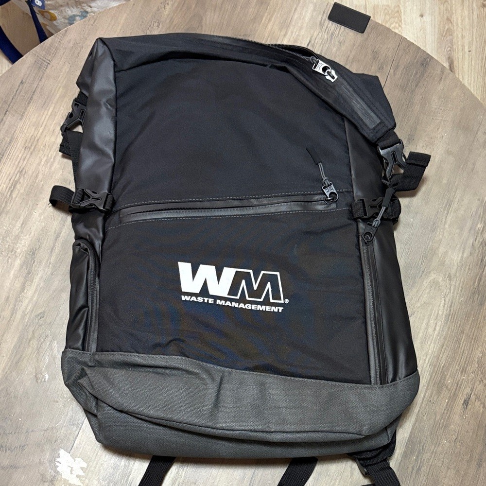 Black Men’s Backpack – Durable Commuter Pack