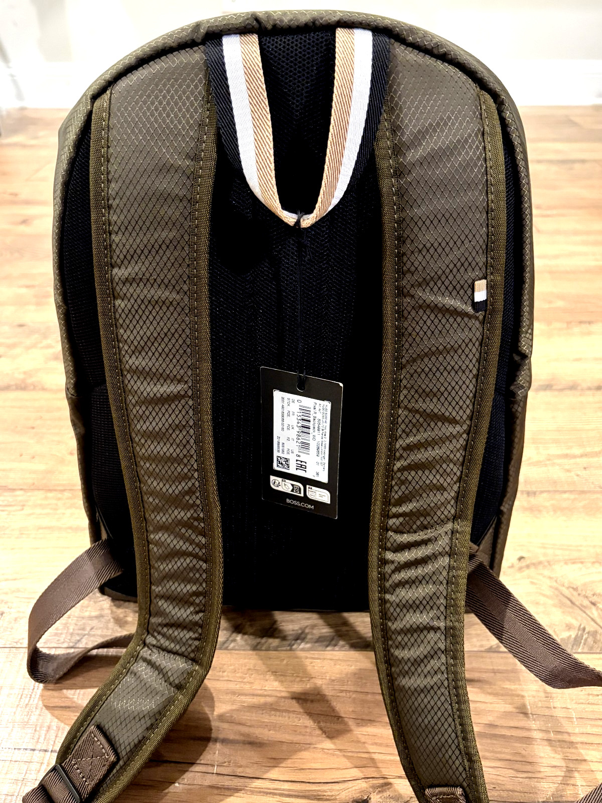 Hugo BOSS Pixel Backpack Olive Green Ripstop Laptop Sleeve 17″ NWT Designer Bag