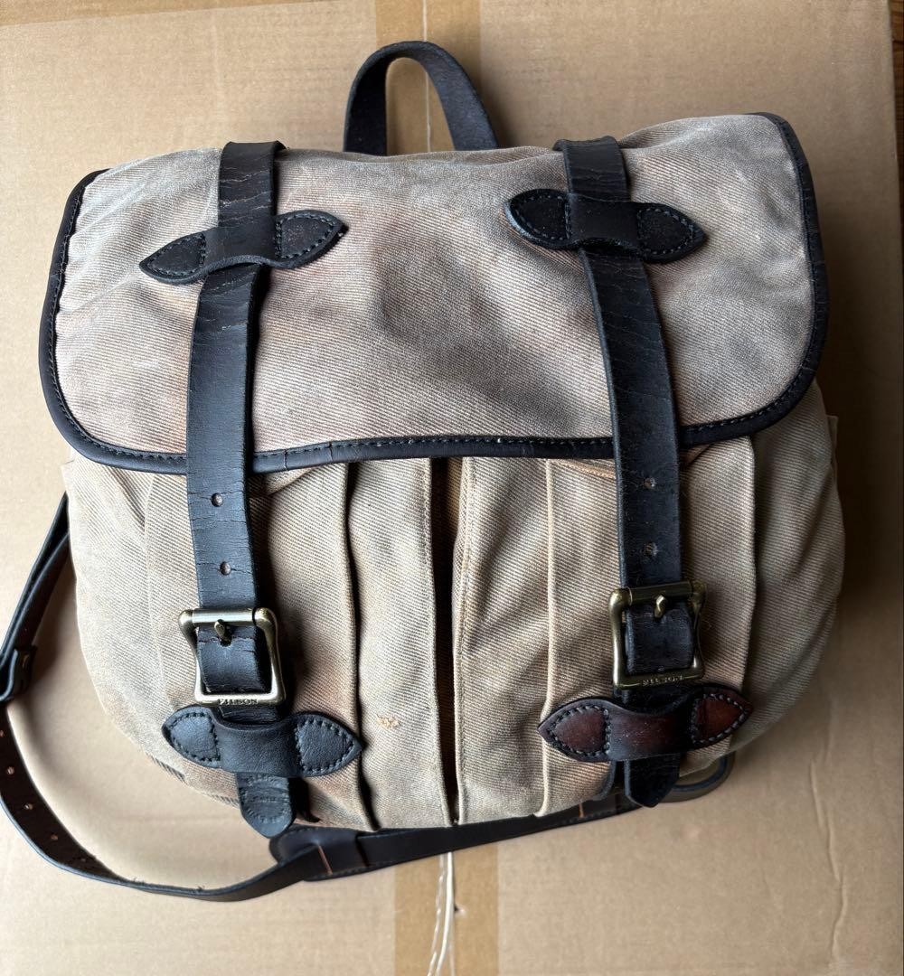 Filson Medium Field Bag Messenger Bag 2Way Rugged Twill Color Tan