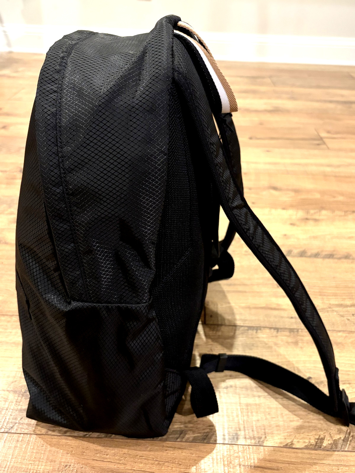 Hugo BOSS Pixel Backpack Black Ripstop Laptop Sleeve 17″ NWT Designer Urban Bag