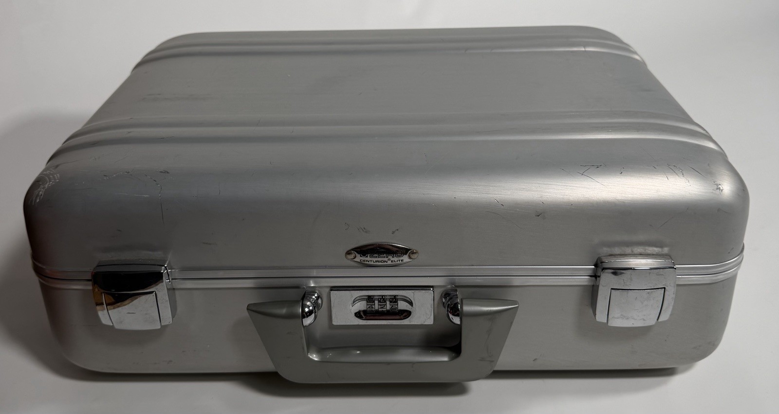 Vintage Zero Halliburton Centurion Elite Combination Aluminum Briefcase 18x13x6