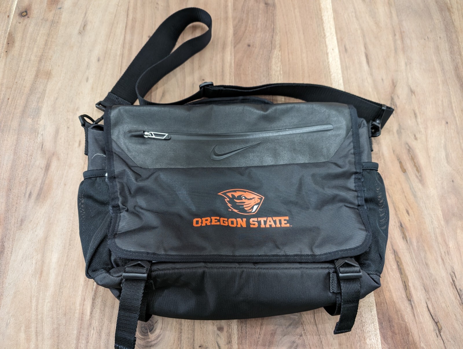 New Rare OSU Beavers Nike Golf Black Departure ii Laptop Messenger Shoulder Bag