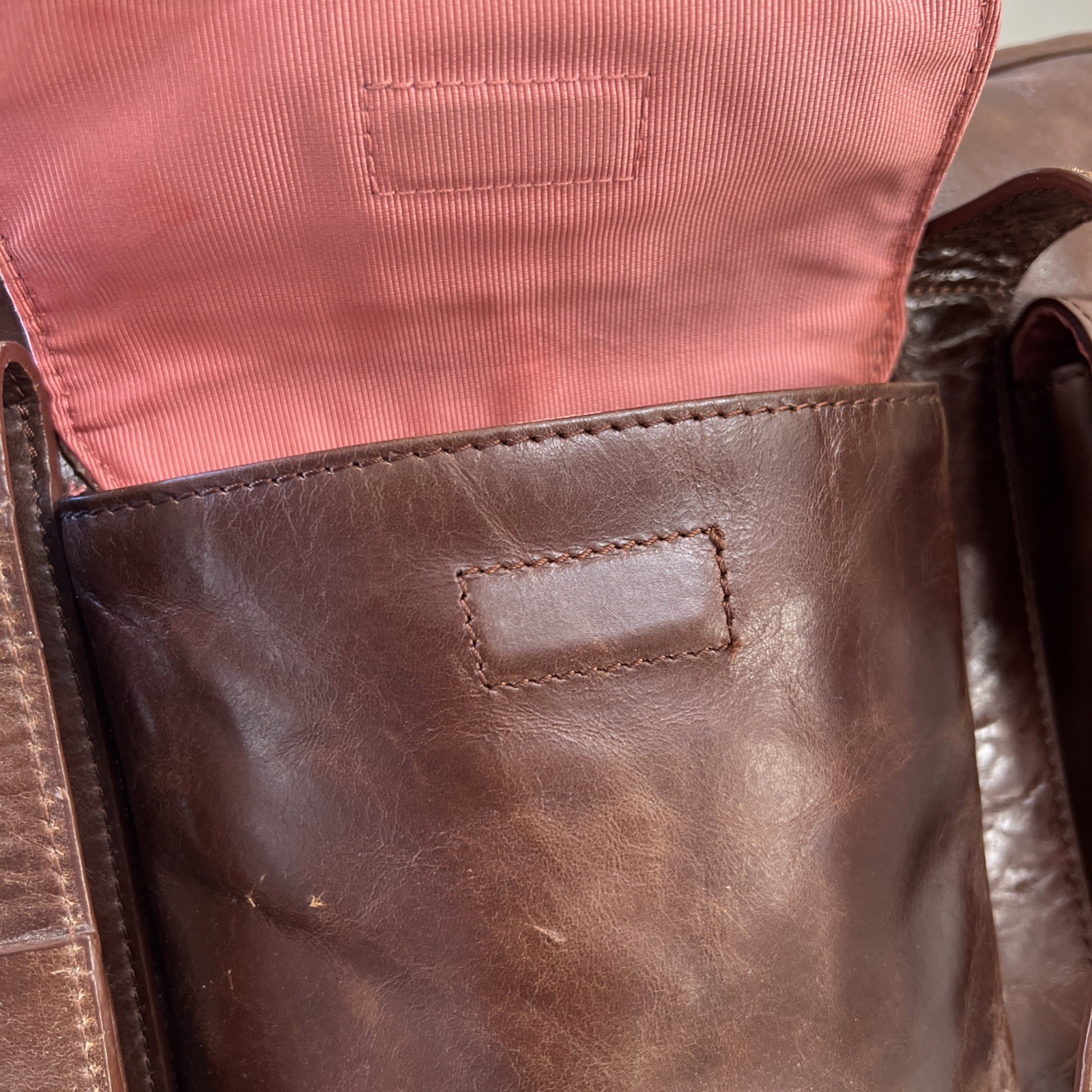 Latico Brown Leather Satchel Multi Pocket Straps Leisure Duffle Unused 11″ x 13″