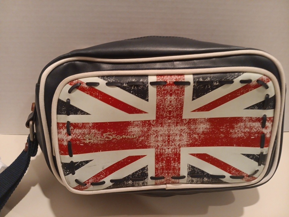 Ben Sherman Hand Bag
