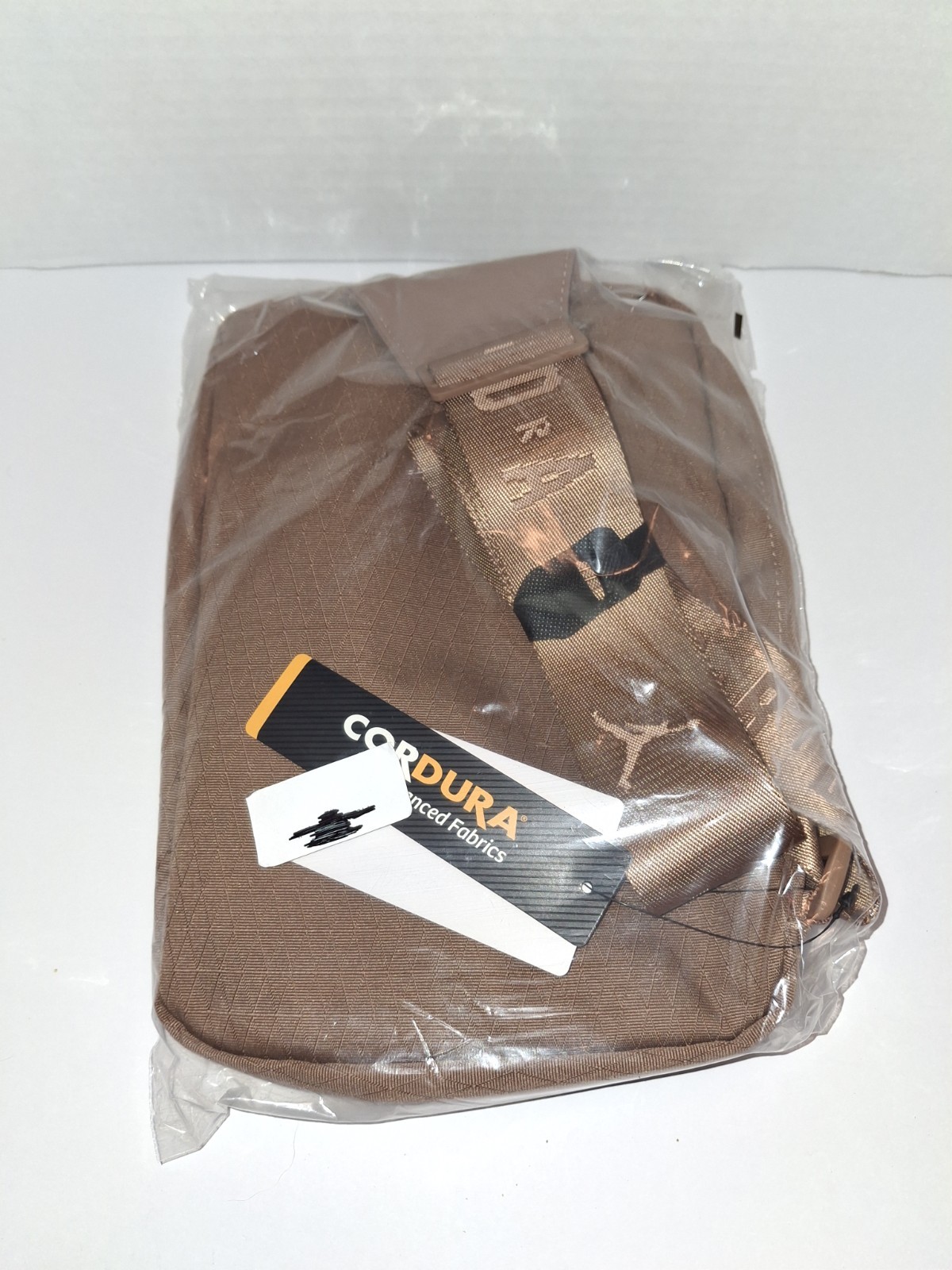 Nike Air Jordan Monogram Icon Duffle Bag 25l *Limited Edition*