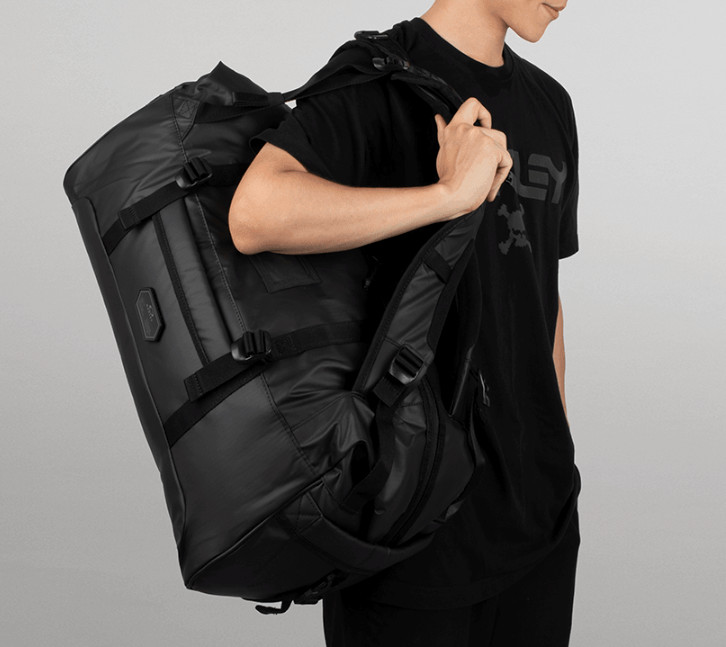 Oakley Road Trip RC Duffle 50L Unisex Casual Sports Travel Bag NWT FOS90103702E