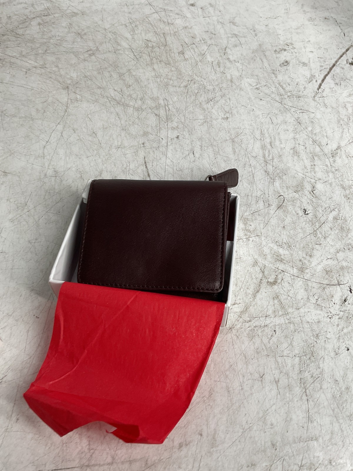 Osgoode Marley Cashmere RFID Blocking Mens Tri-Fold Leather Wallet Brandy U1