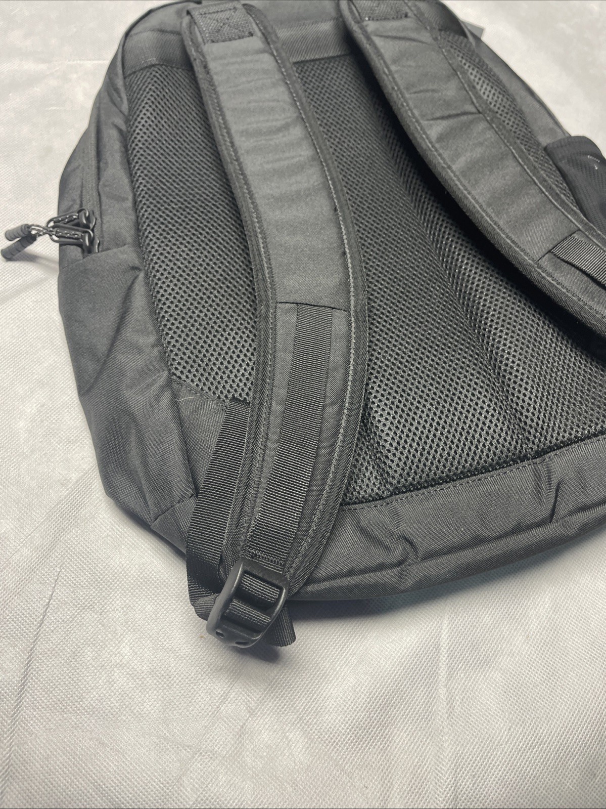 NWT Timbuk2 Parkside Backpack in Eco Black Logo Embroidery
