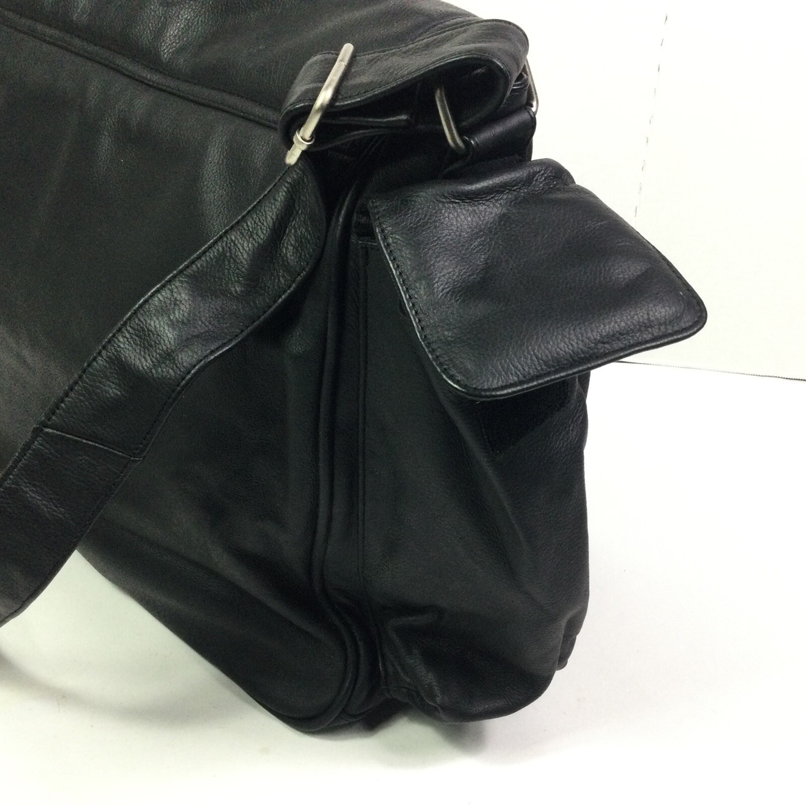 Canyon River Black Leather Travel / Messenger bag crossbody carry on 19x14x6