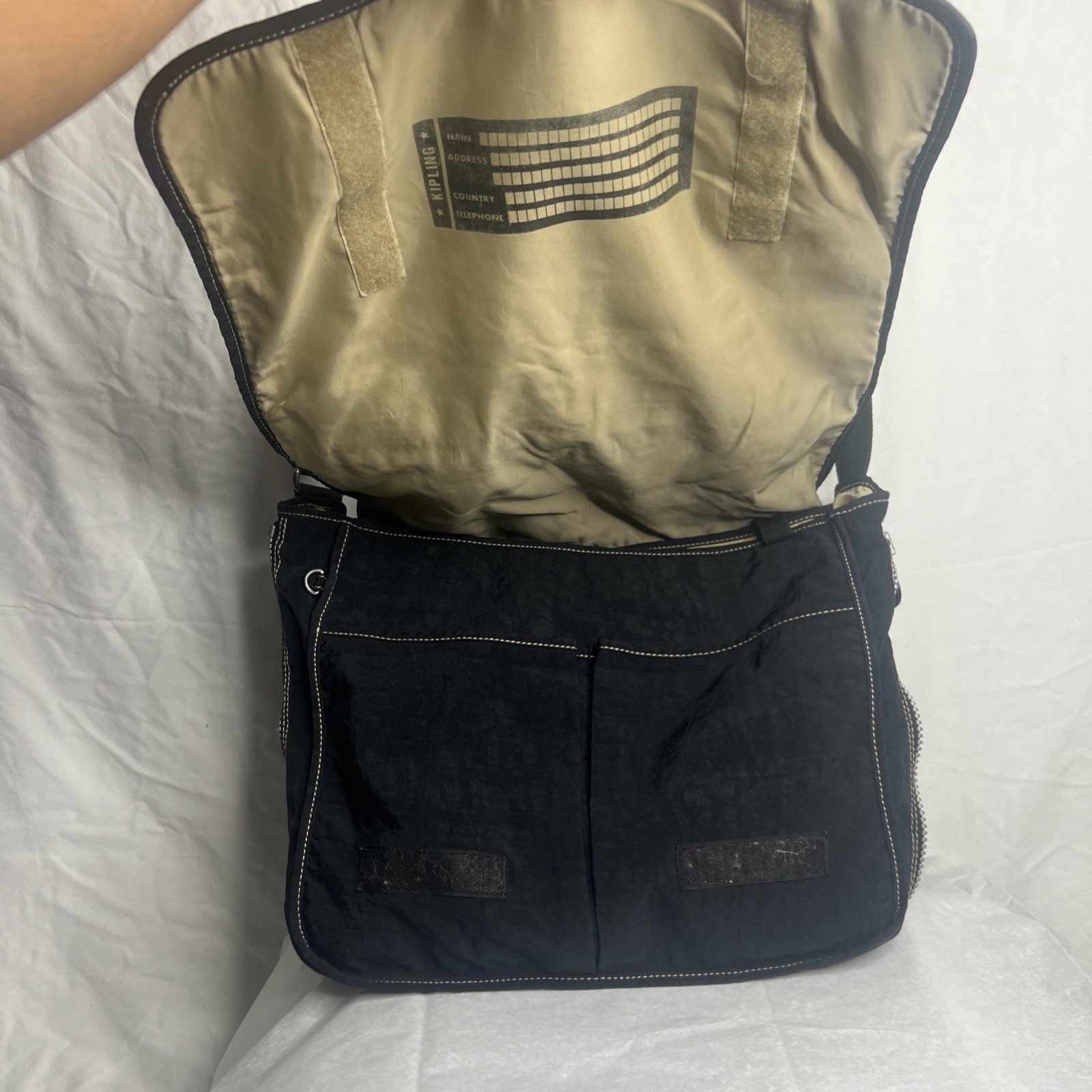 KIPLING MAD HOUSE MESSENGER BAG Crossbody expanding Black Nylon Canvas 14X14X4”
