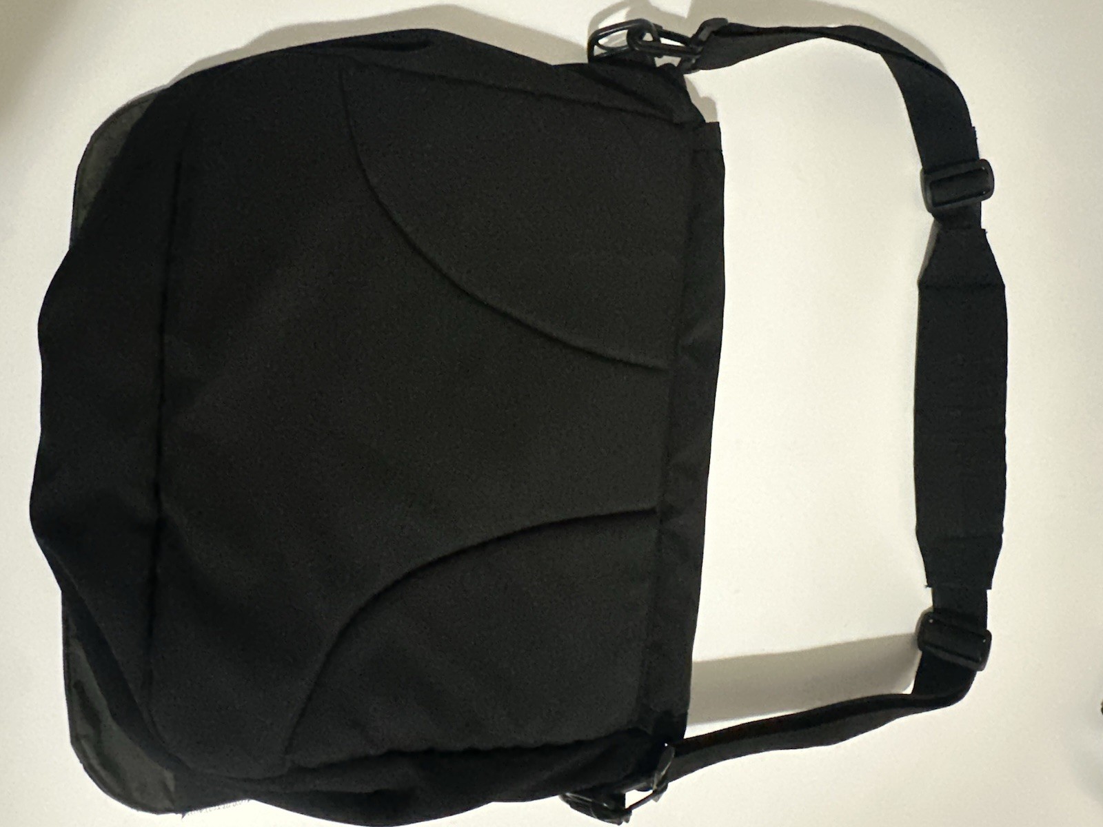 Vtg JanSport Black Messenger Bag/Laptop Travel Adjustable ShoulderStrap