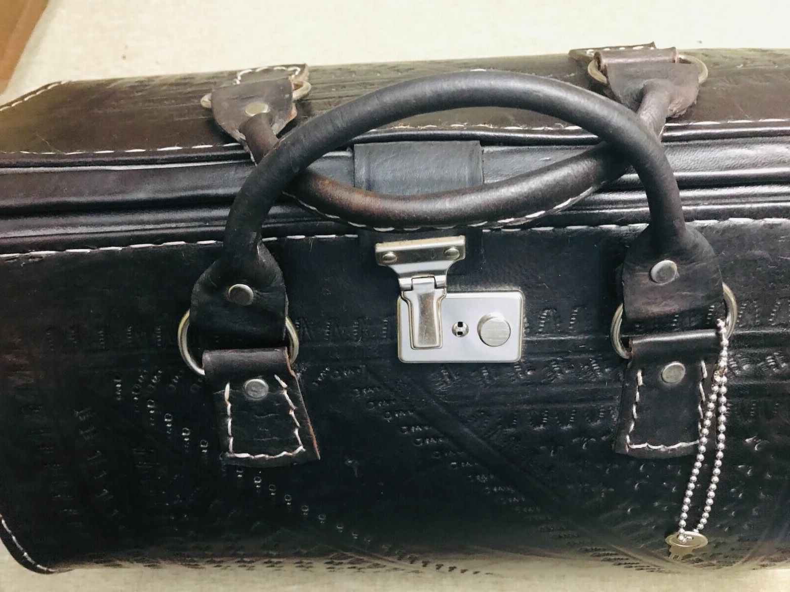1930s Leather Gladstone Bag / Briefcase / Travel Bag / Messenger Bag – Spain