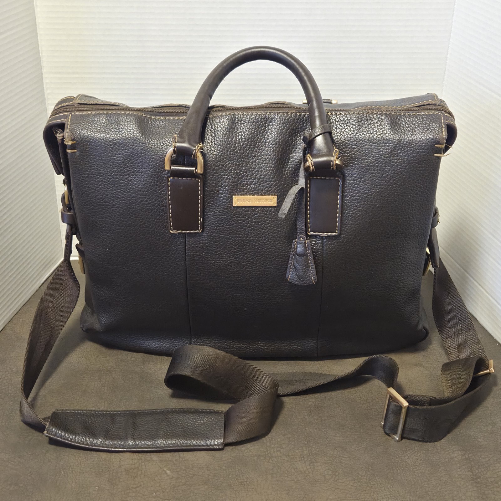 BROOKS BROTHERS Brown Pebbled Leather Men’s Laptop Briefcase Messenger Bag