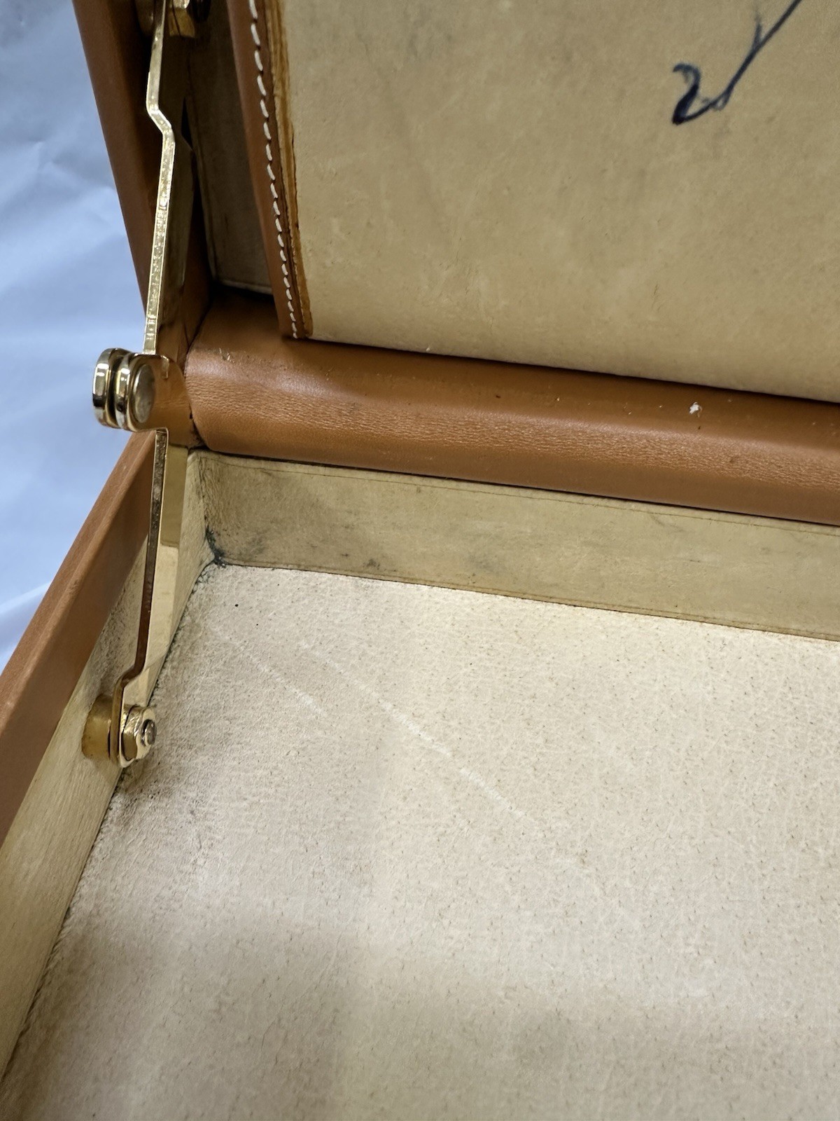 VINTAGE LEATHER GUCCI BRIEFCASE ATTACHE RARE HARD SIDED