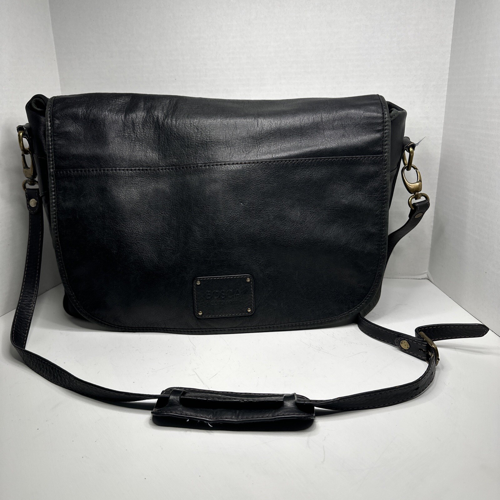 Bosca Leather Messenger Laptop Bag Black W/ Shoulder Strap Crossbody